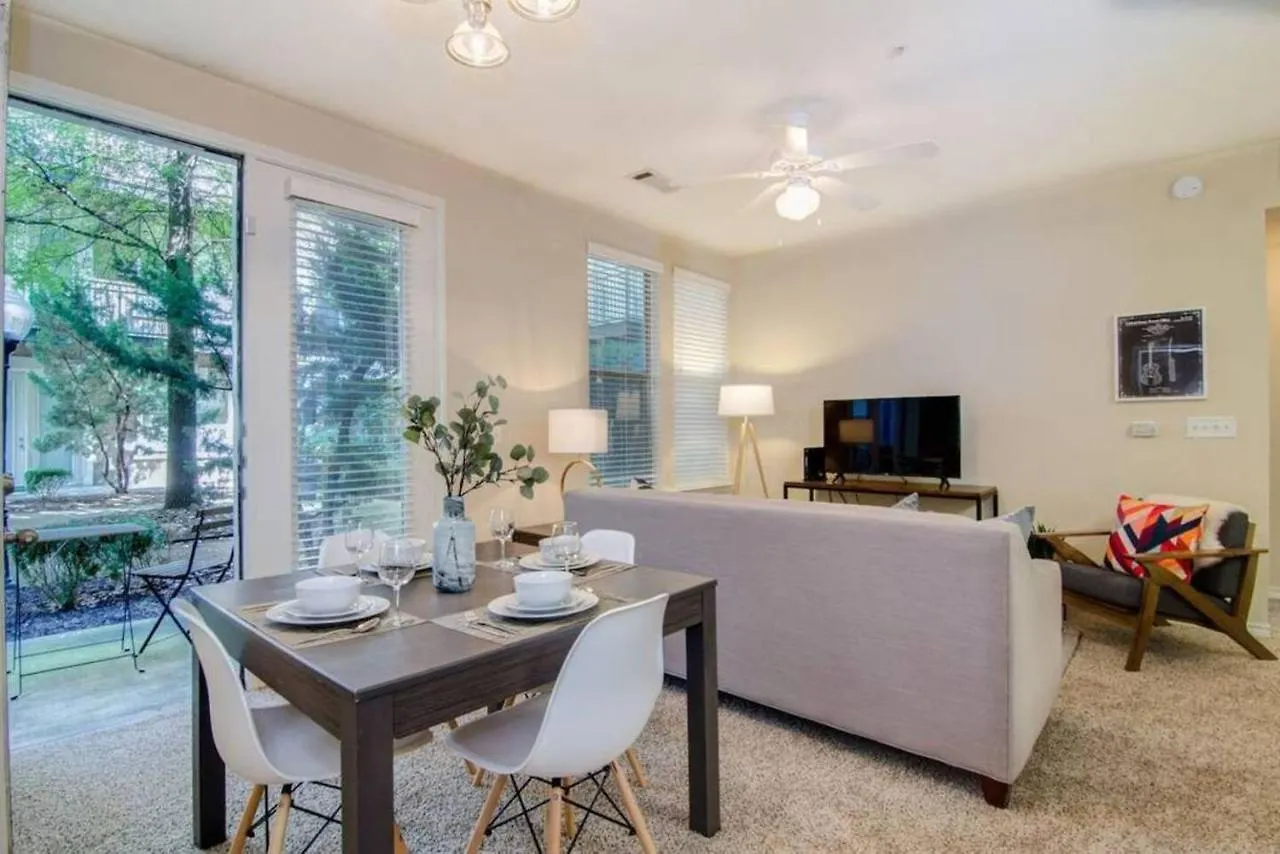 Walk To Downtown Memphis! Apartment Memphis
